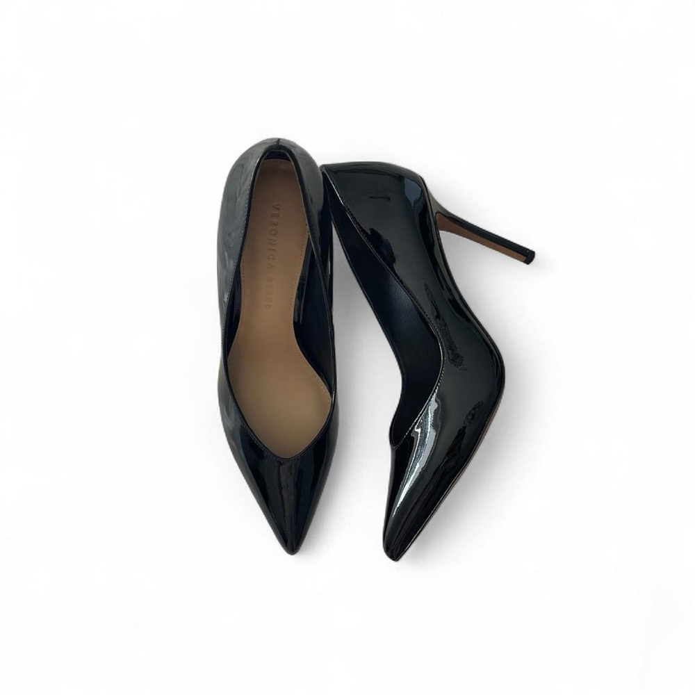 Veronica Beard Pointed Toe Pumps